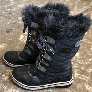 Sorel boots, excellent condition-size 2 girls
